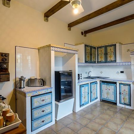 Bed and Breakfast La Nuit Барі Екстер'єр фото