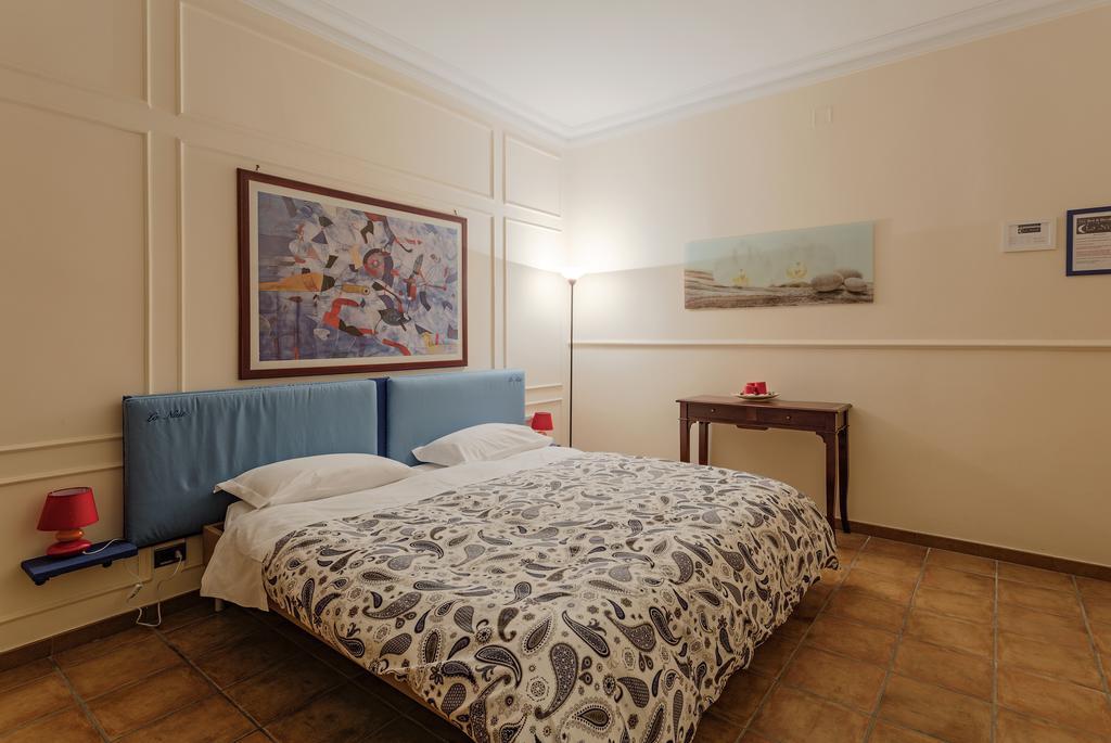 Bed and Breakfast La Nuit Барі Номер фото